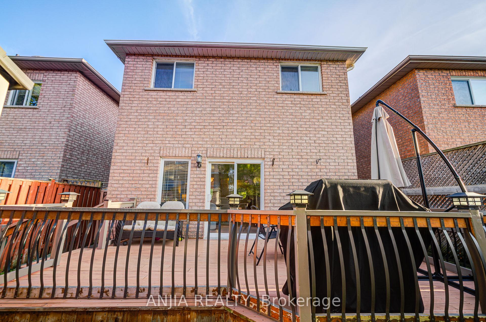 Photo 45 of 97 Blackthorn Drive, Vaughan, Maple — HOMEH
