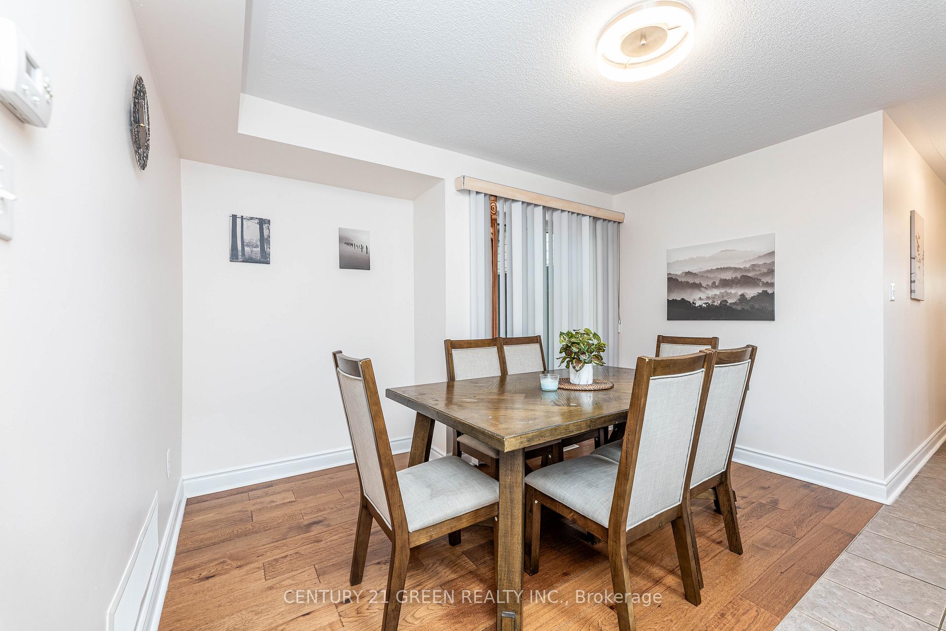 Photo 13 of 18 Summit Drive, Vaughan, Vellore Village — HOMEH