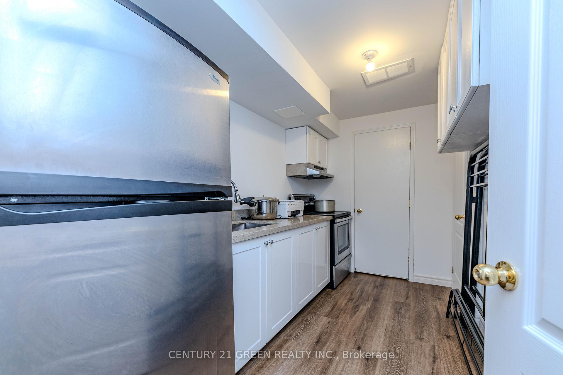 Photo 38 of 18 Summit Drive, Vaughan, Vellore Village — HOMEH