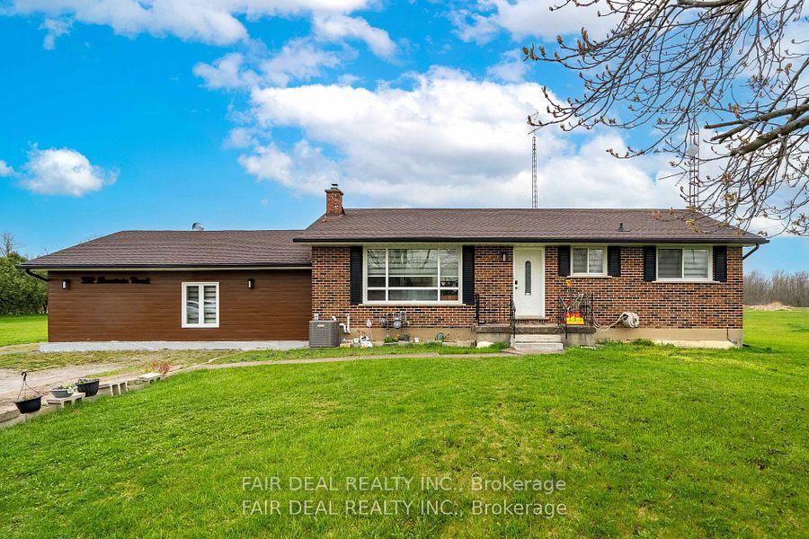 Photo 2 of 392 Mountain Road, Grimsby, Grimsby Escarpment — HOMEH