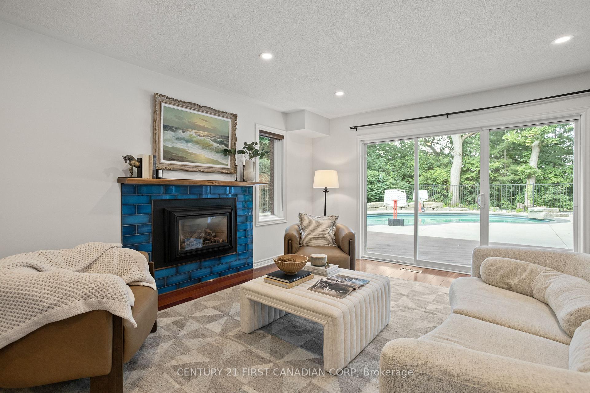 Photo 6 of 126 Parkview Drive, Thames Centre, Dorchester — HOMEH