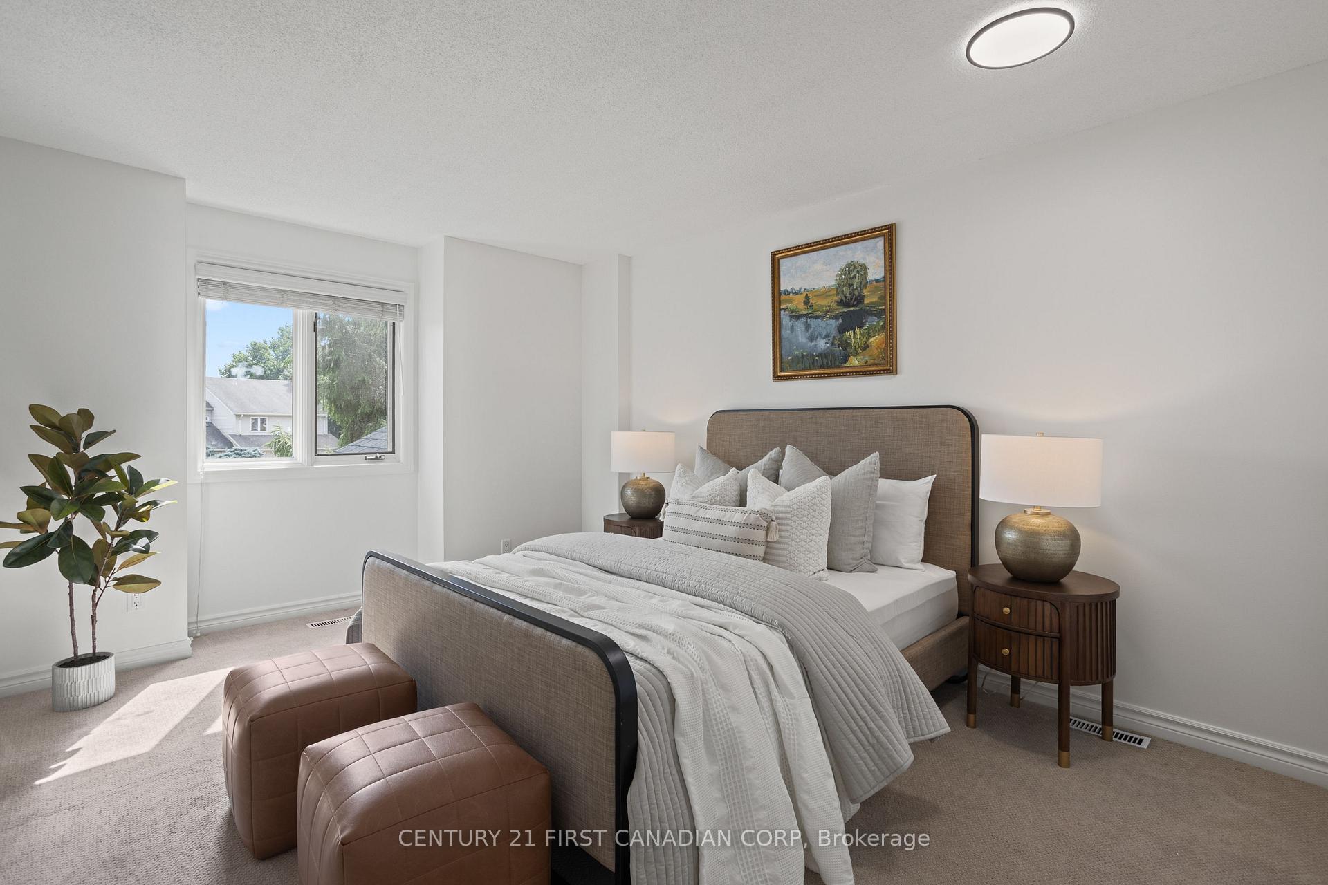 Photo 23 of 126 Parkview Drive, Thames Centre, Dorchester — HOMEH