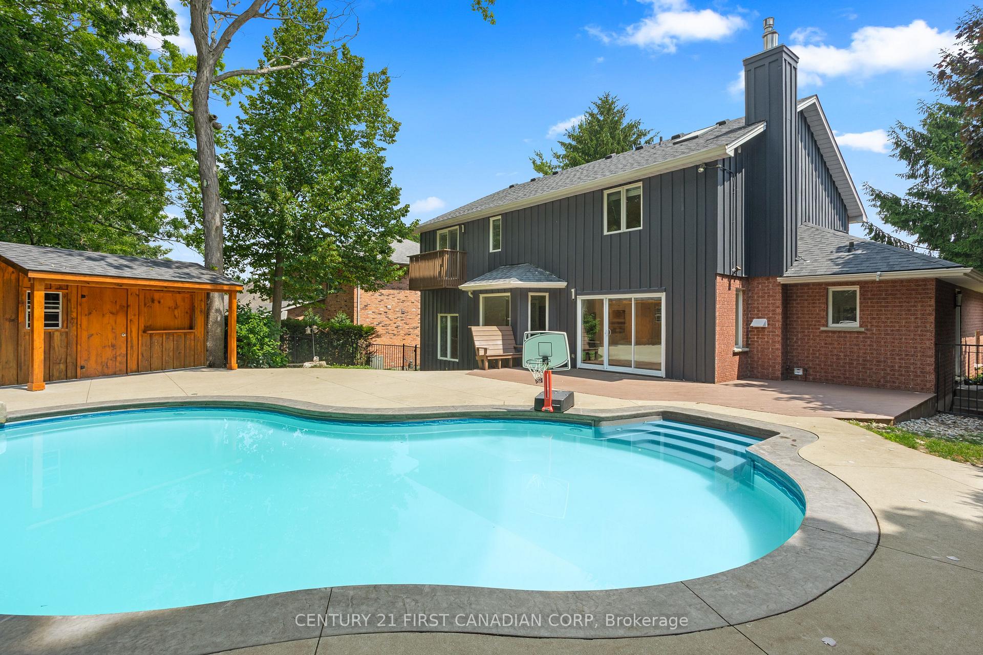 Photo 34 of 126 Parkview Drive, Thames Centre, Dorchester — HOMEH
