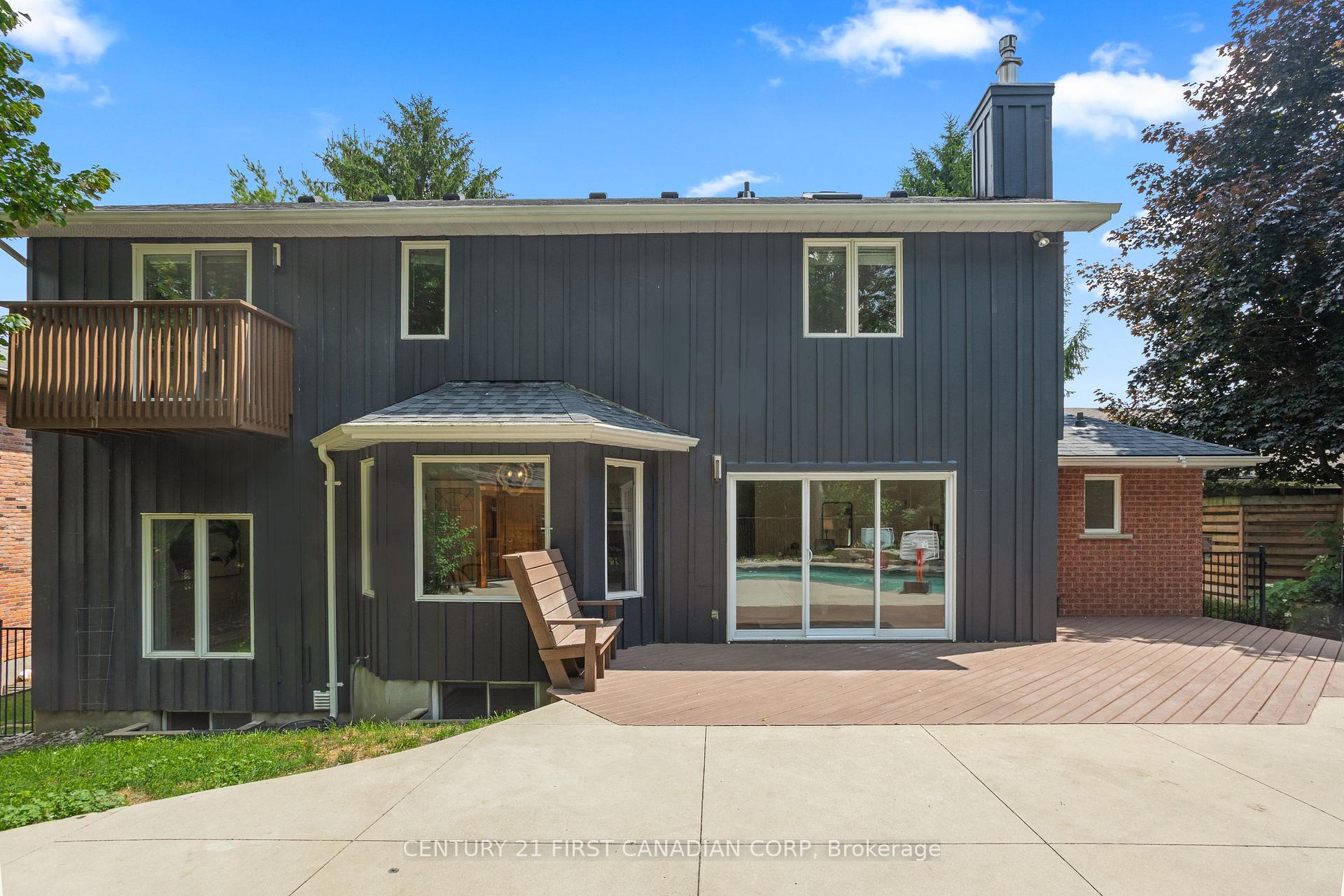 Photo 40 of 126 Parkview Drive, Thames Centre, Dorchester — HOMEH