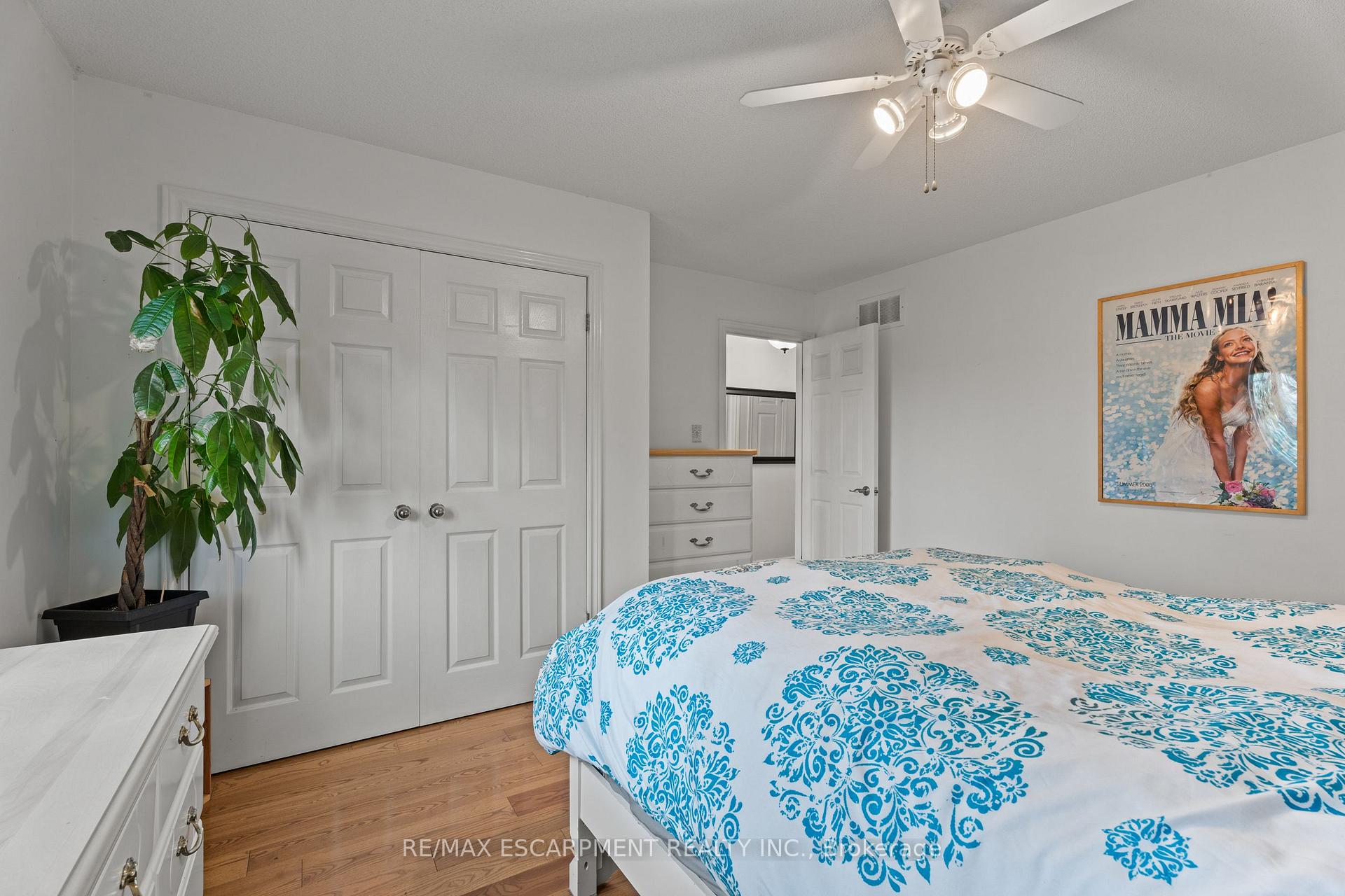 Photo 22 of 251 Hawkswood Trail, Hamilton, Carpenter — HOMEH