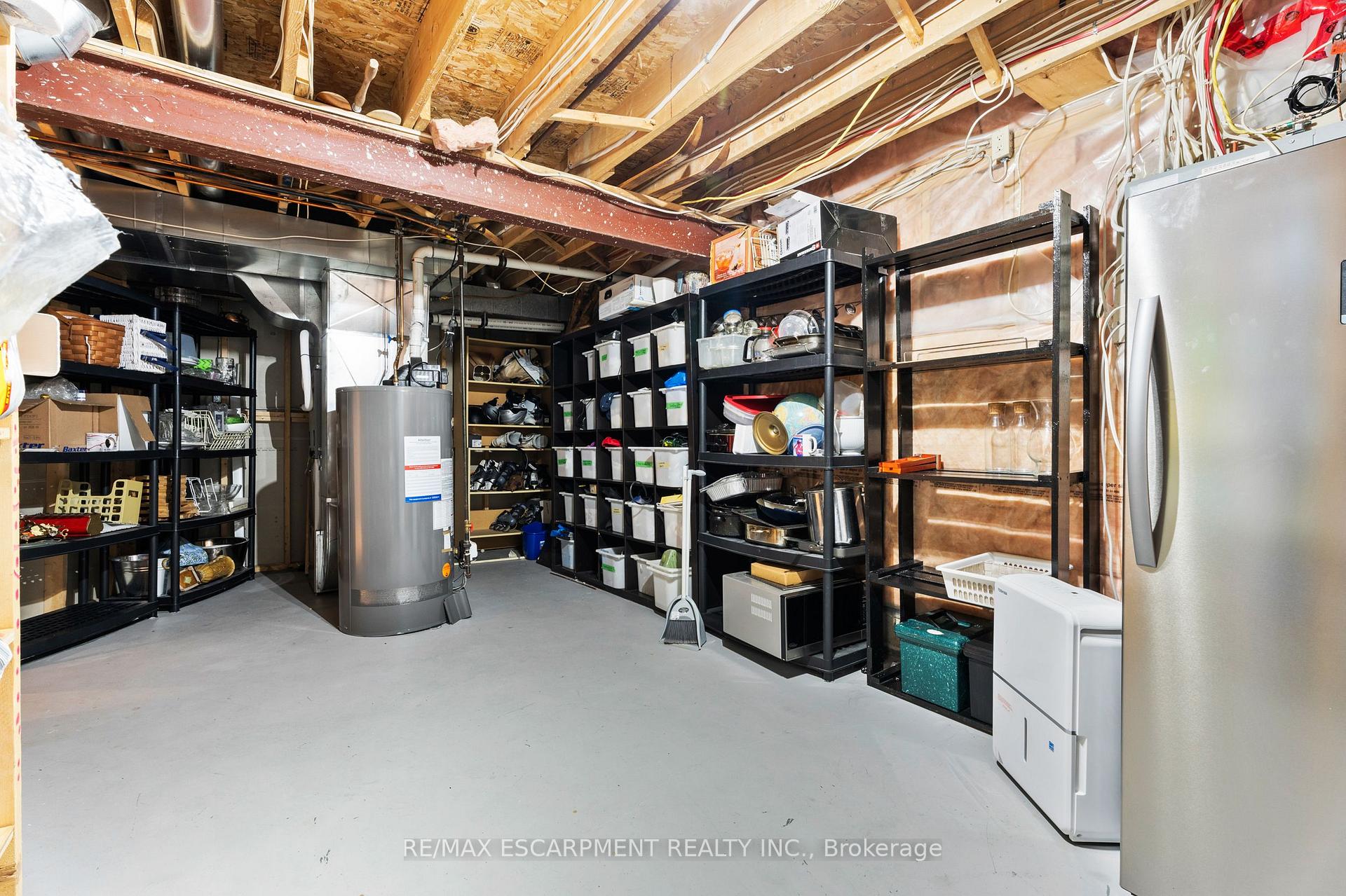 Photo 34 of 251 Hawkswood Trail, Hamilton, Carpenter — HOMEH