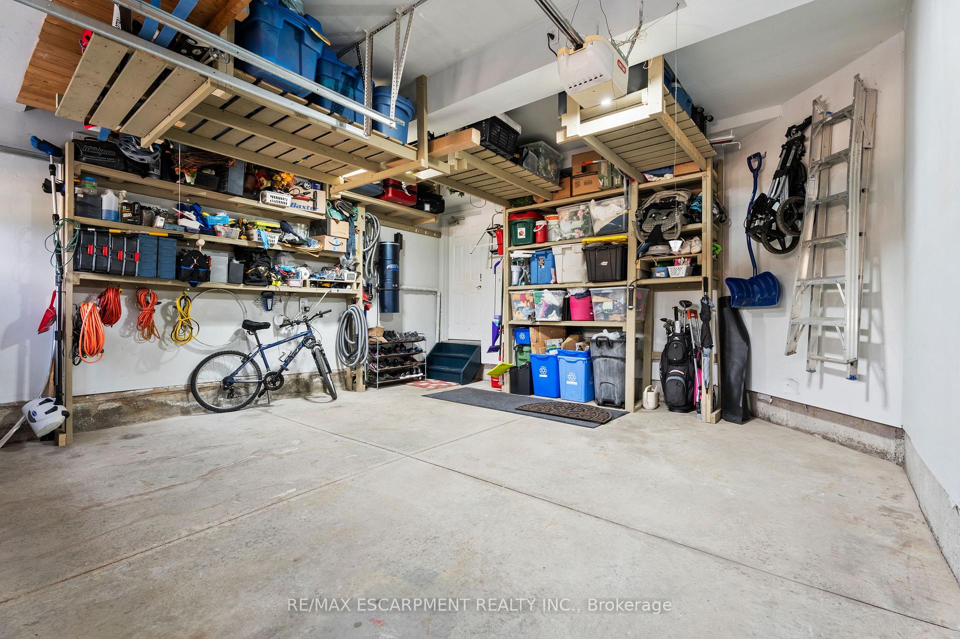 Photo 30 of 251 Hawkswood Trail, Hamilton, Carpenter — HOMEH