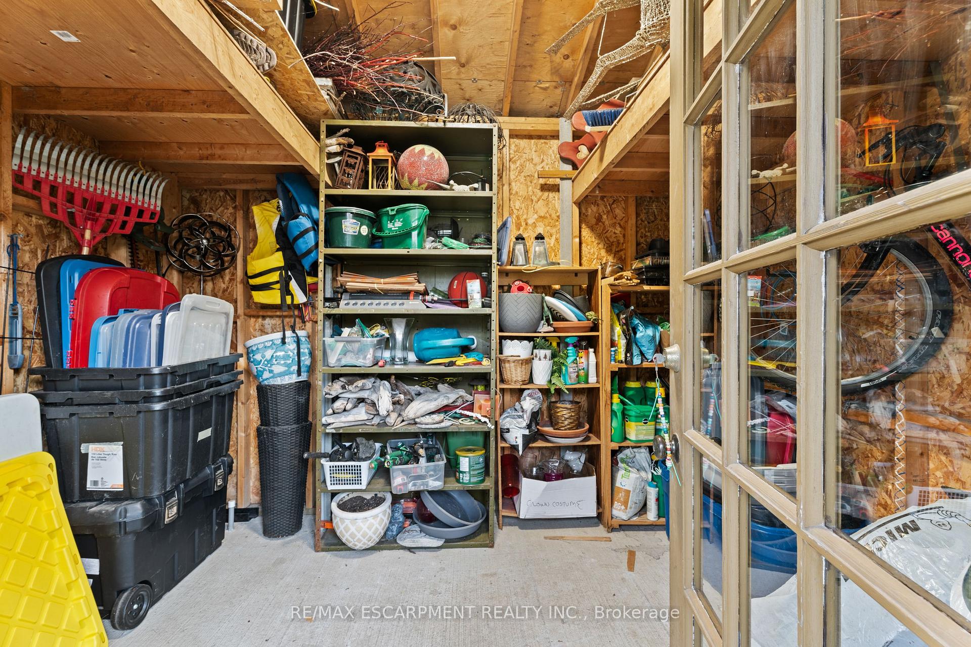 Photo 48 of 251 Hawkswood Trail, Hamilton, Carpenter — HOMEH