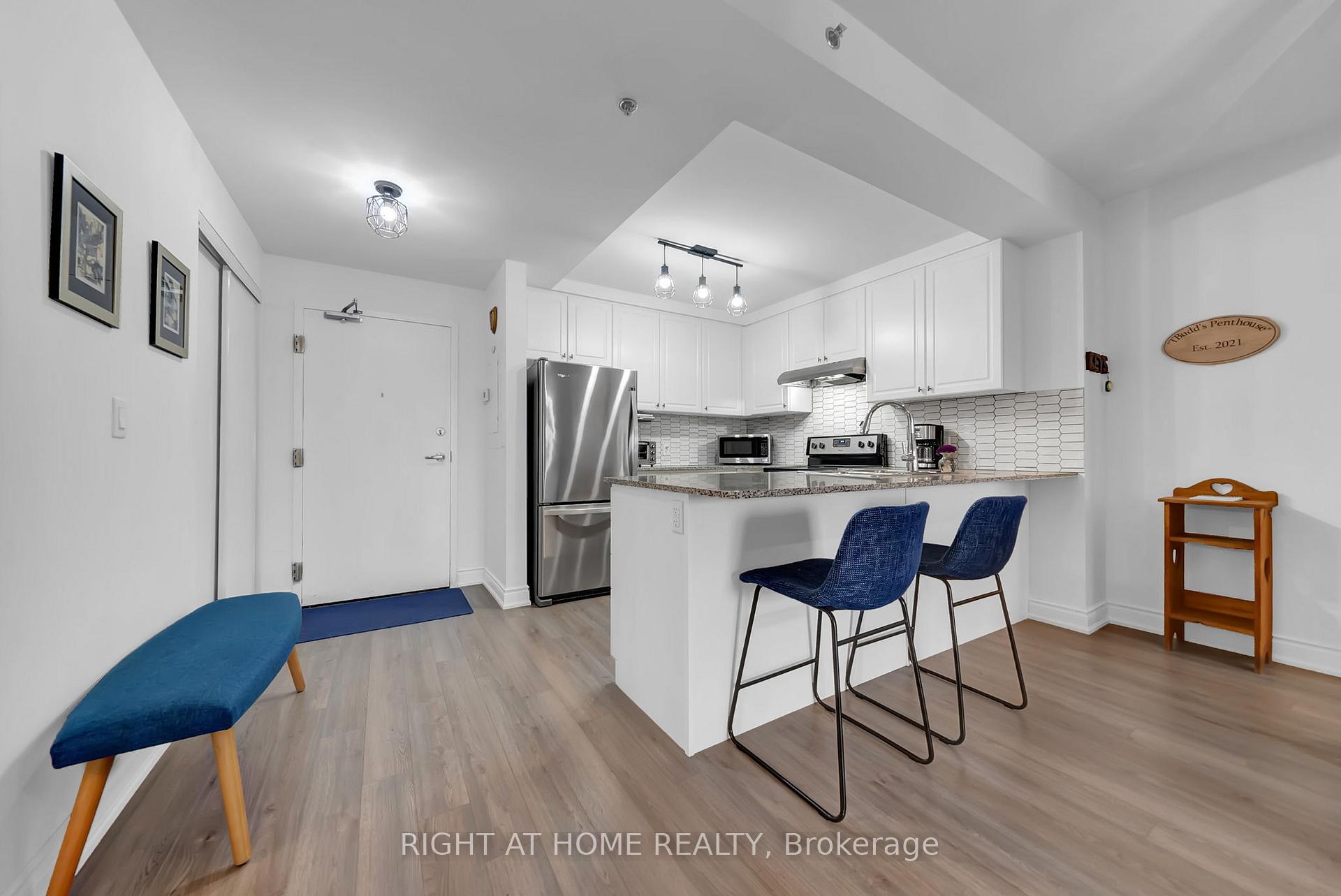 Photo 4 of Unit 412, 21 Brookhouse Drive, Clarington, Newcastle — HOMEH