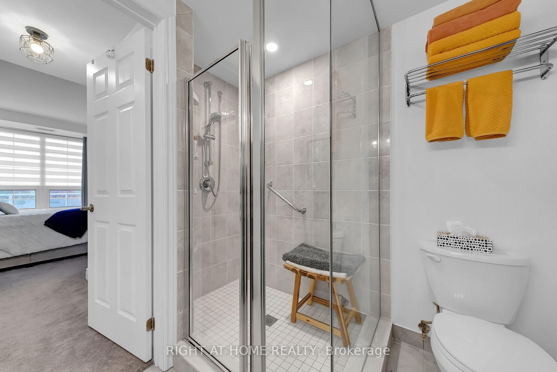 Photo 22 of Unit 412, 21 Brookhouse Drive, Clarington, Newcastle — HOMEH