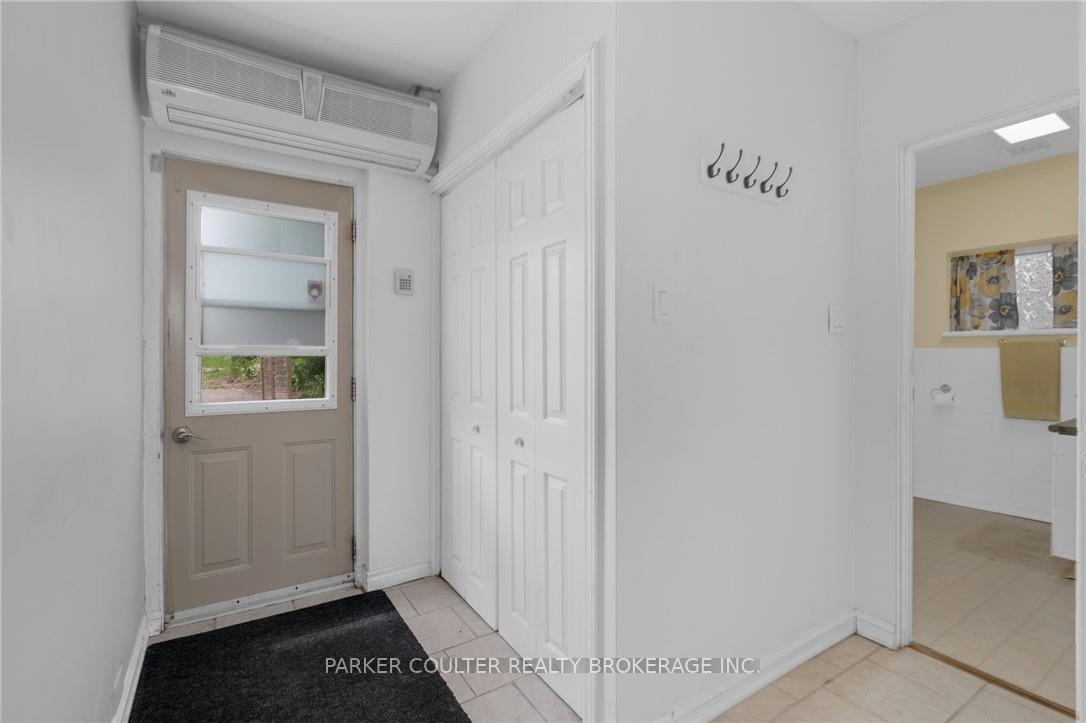 Photo 2 of 758 Yonge Street, Midland — HOMEH