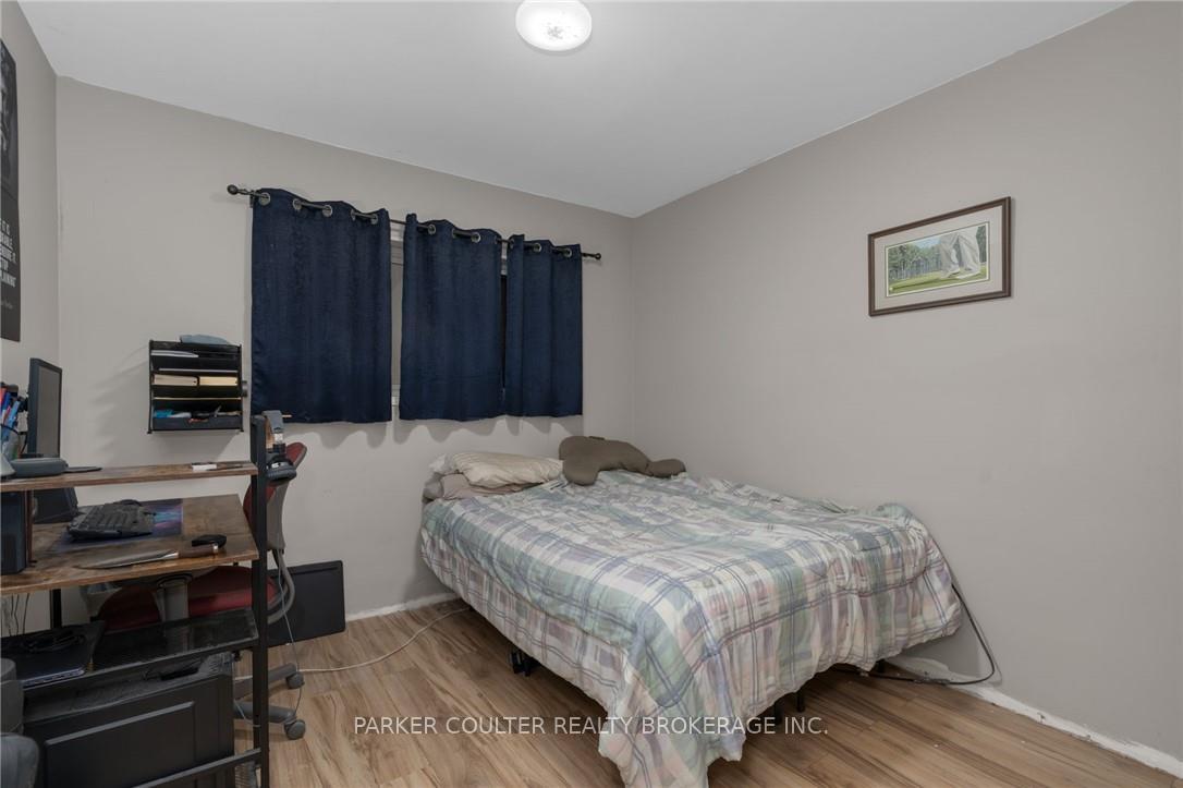 Photo 17 of 758 Yonge Street, Midland — HOMEH
