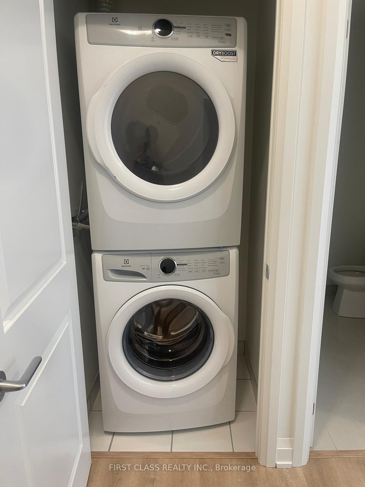 Photo 8 of Unit PH02, 38 Andre De Grasse Street, Markham, Unionville — HOMEH