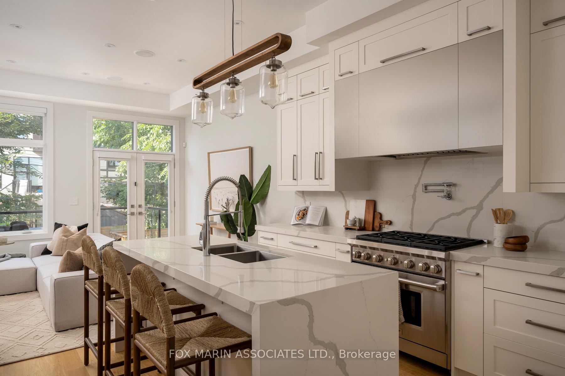 Photo 21 of 100 Roe Avenue, Toronto, Lawrence Park North — HOMEH