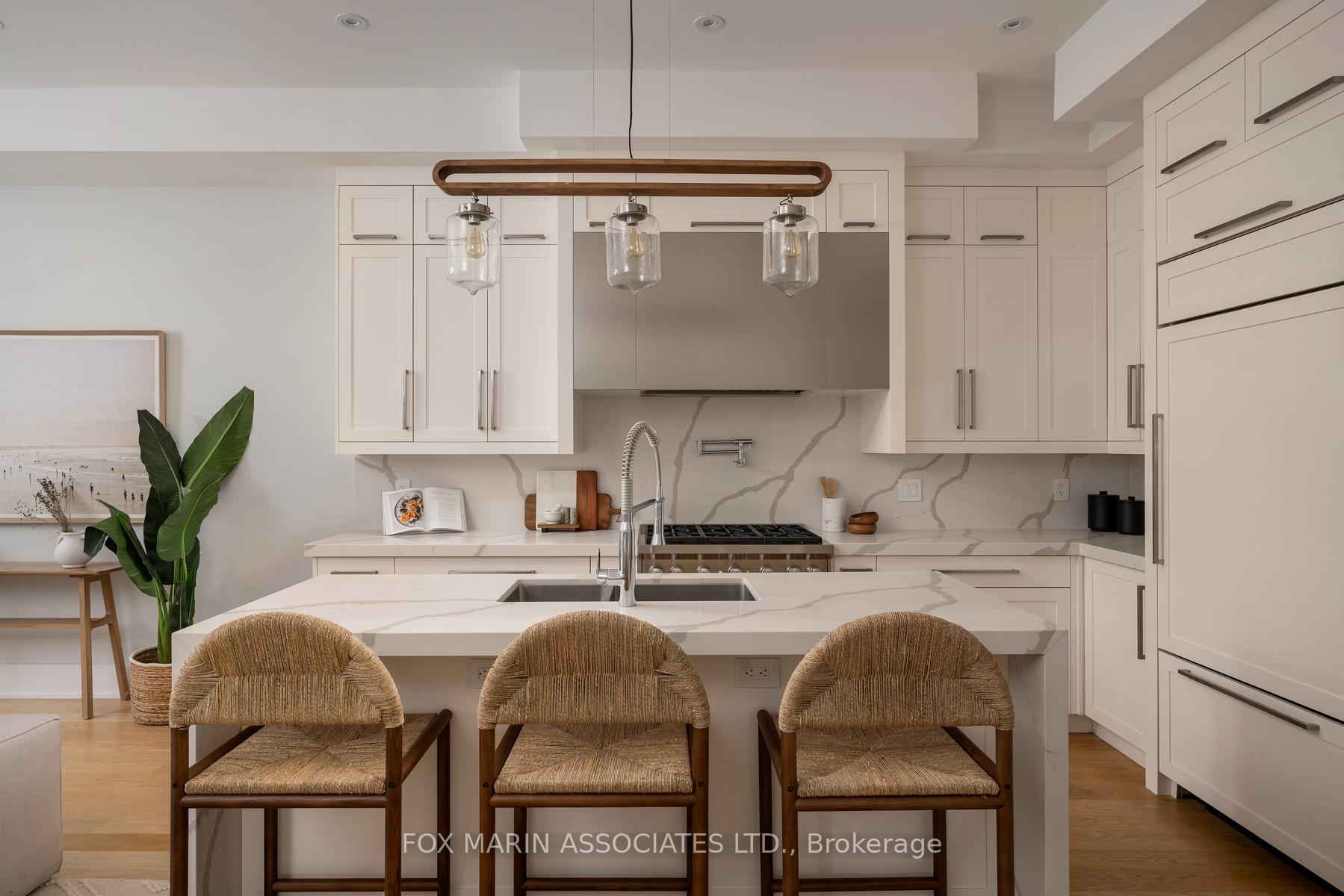 Photo 5 of 100 Roe Avenue, Toronto, Lawrence Park North — HOMEH