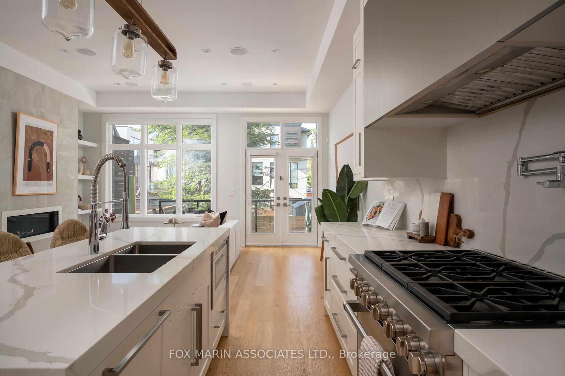 Photo 16 of 100 Roe Avenue, Toronto, Lawrence Park North — HOMEH