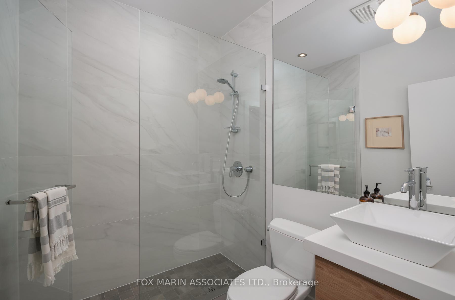 Photo 36 of 100 Roe Avenue, Toronto, Lawrence Park North — HOMEH