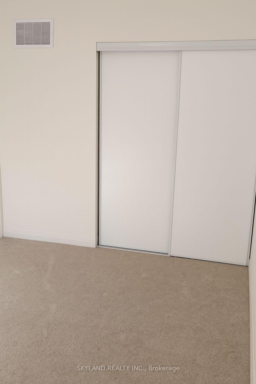 Photo 17 of 17 King George Way, Clarington, Bowmanville — HOMEH