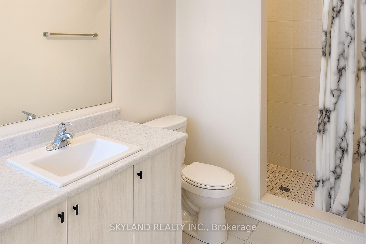 Photo 22 of 17 King George Way, Clarington, Bowmanville — HOMEH