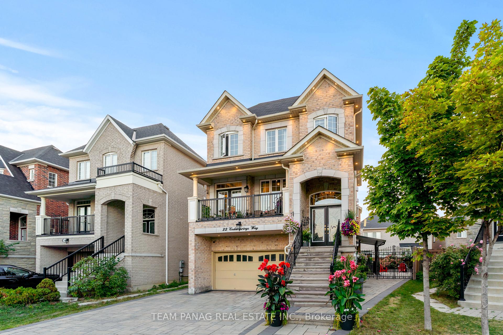 Photo 19 of 22 Cedarsprings Way, Brampton, Sandringham-Wellington — HOMEH