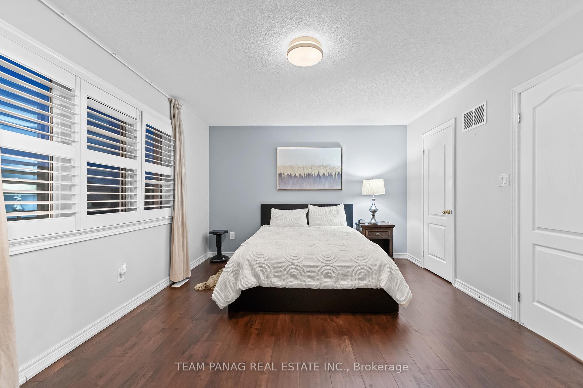 Photo 47 of 22 Cedarsprings Way, Brampton, Sandringham-Wellington — HOMEH