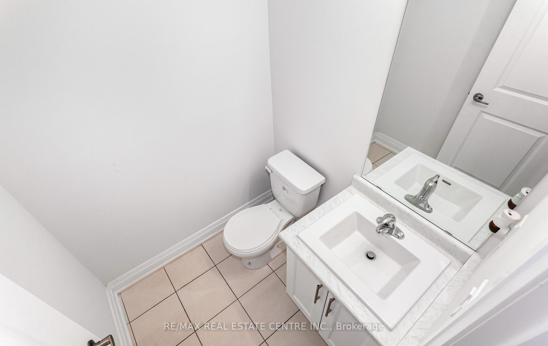 Photo 2 of 6 Summerbeam Way, Brampton, Bram West — HOMEH