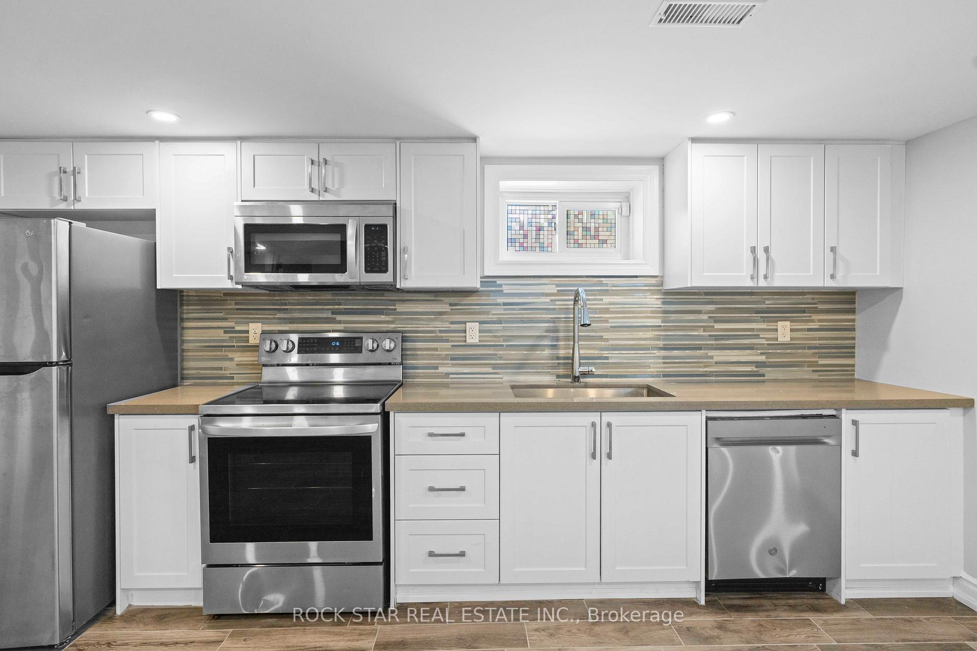 Photo 22 of 768 Tenth Avenue, Hamilton, Hampton Heights — HOMEH
