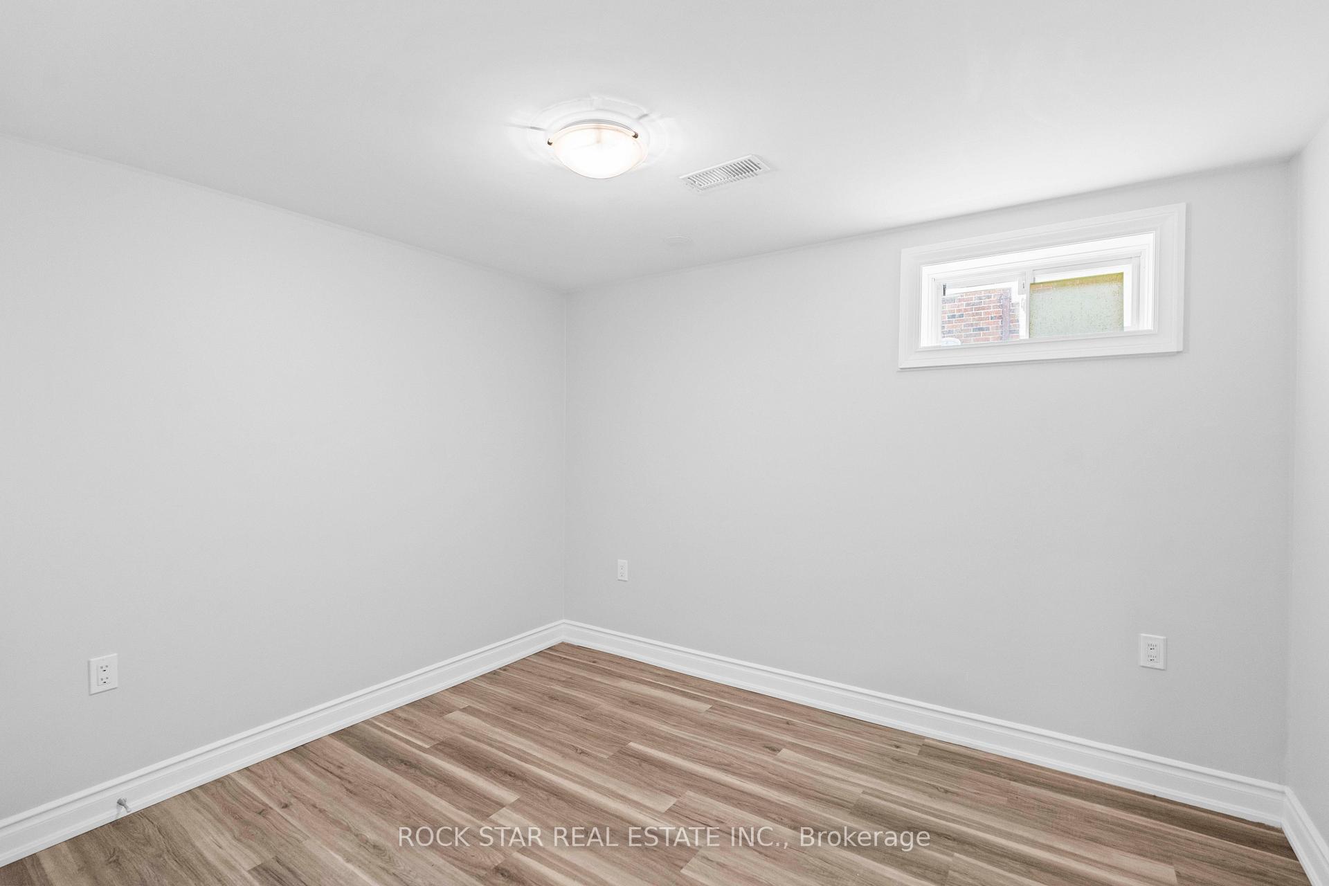 Photo 42 of 768 Tenth Avenue, Hamilton, Hampton Heights — HOMEH