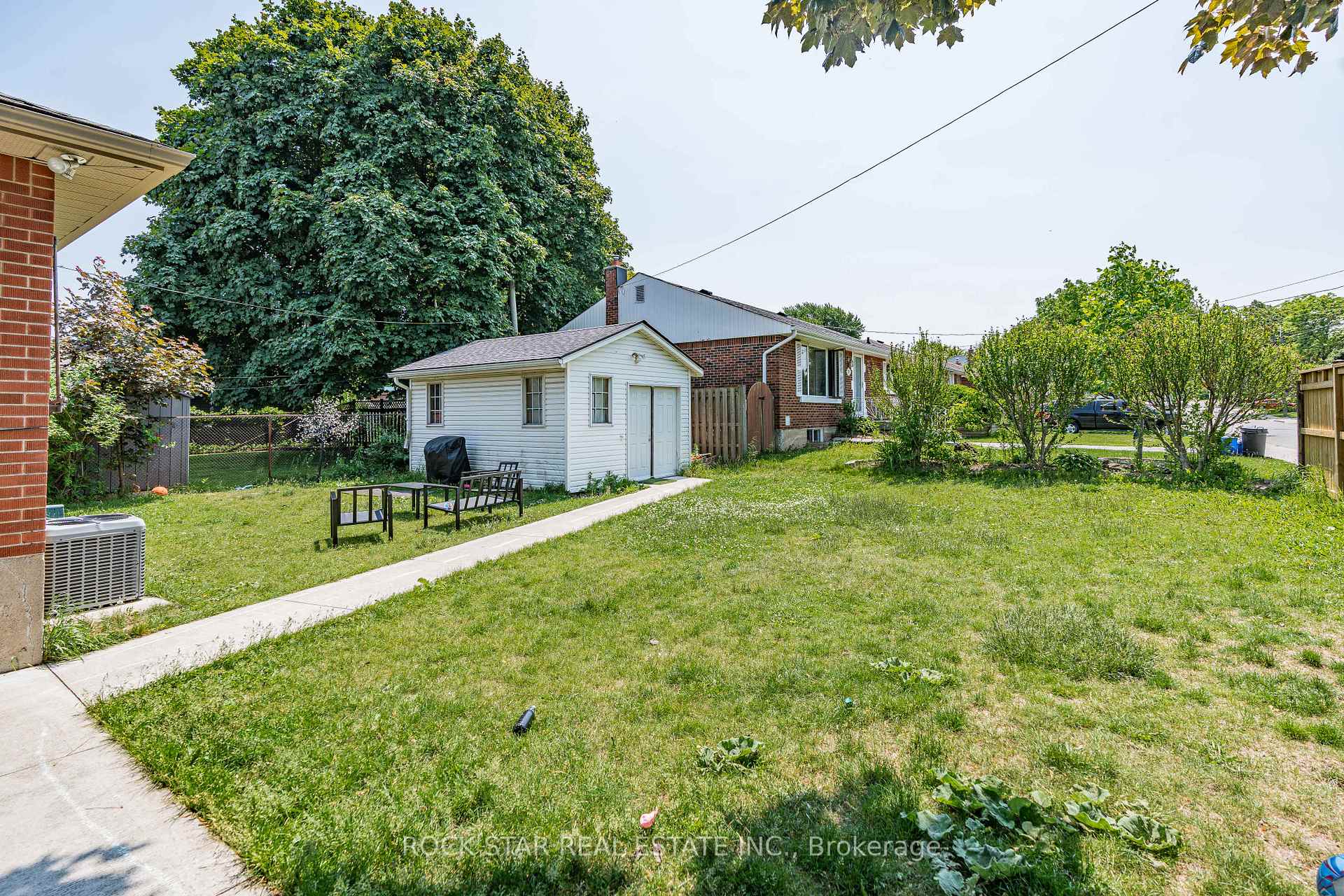 Photo 32 of 768 Tenth Avenue, Hamilton, Hampton Heights — HOMEH