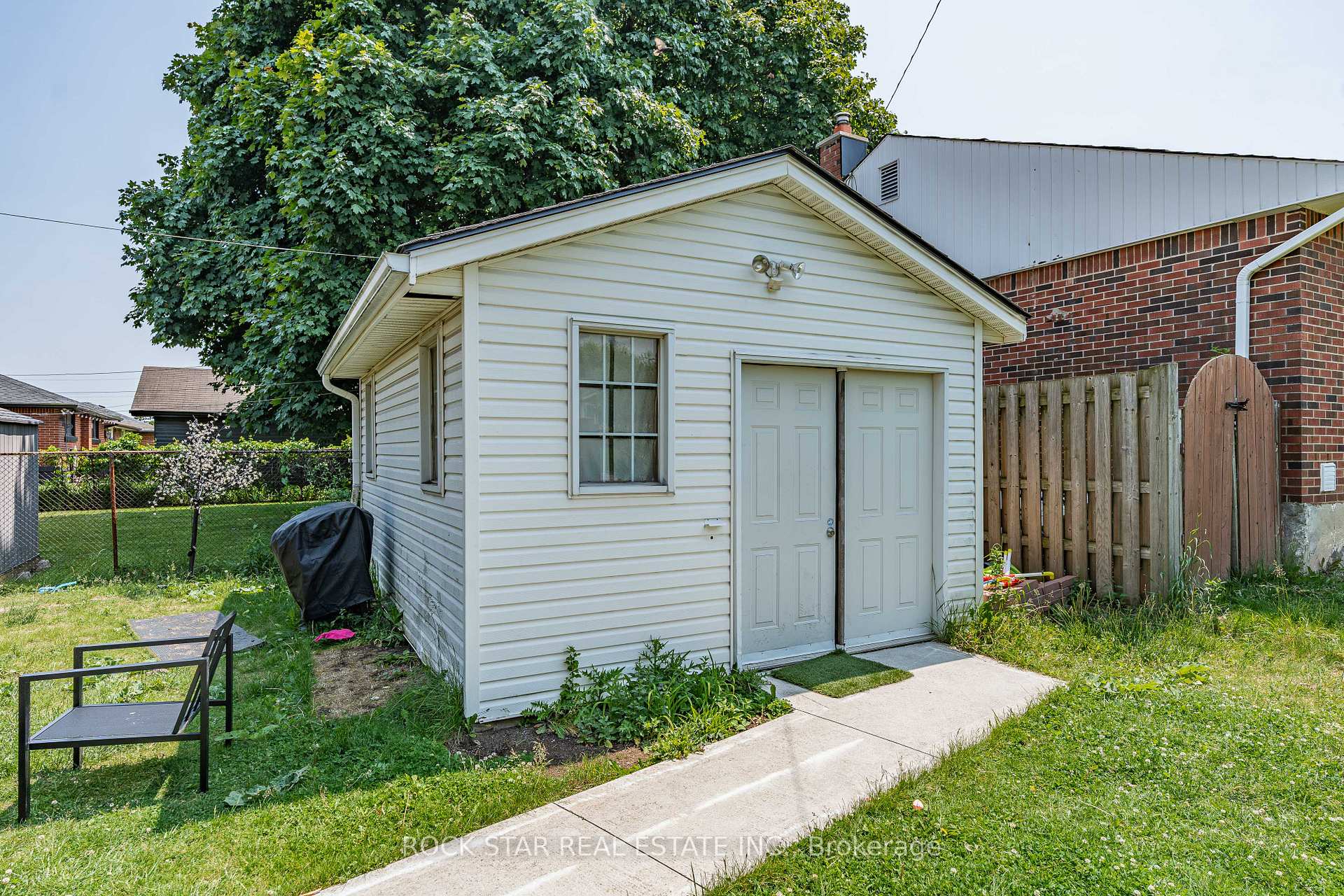 Photo 36 of 768 Tenth Avenue, Hamilton, Hampton Heights — HOMEH