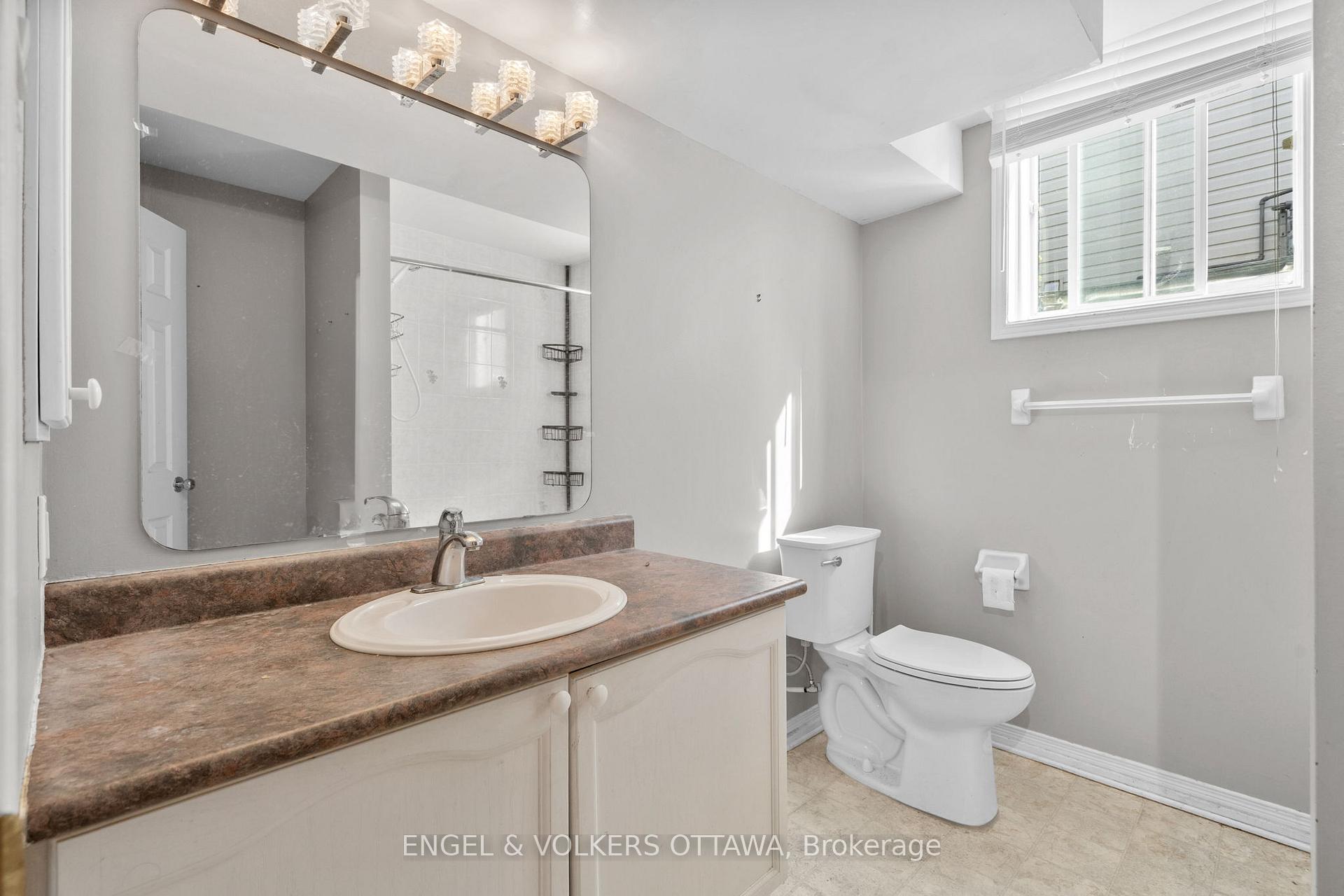 Photo 29 of 128 Grandpark Circle, Ottawa, Hunt Club Park — HOMEH