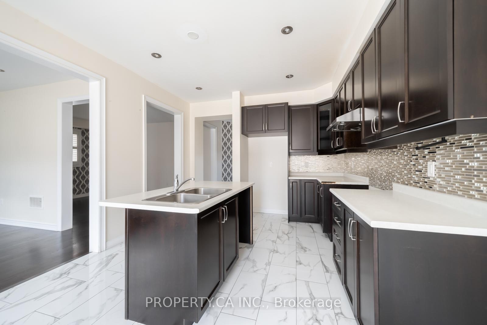 Photo 5 of 7 Forsyth Crescent, Brampton, Credit Valley — HOMEH