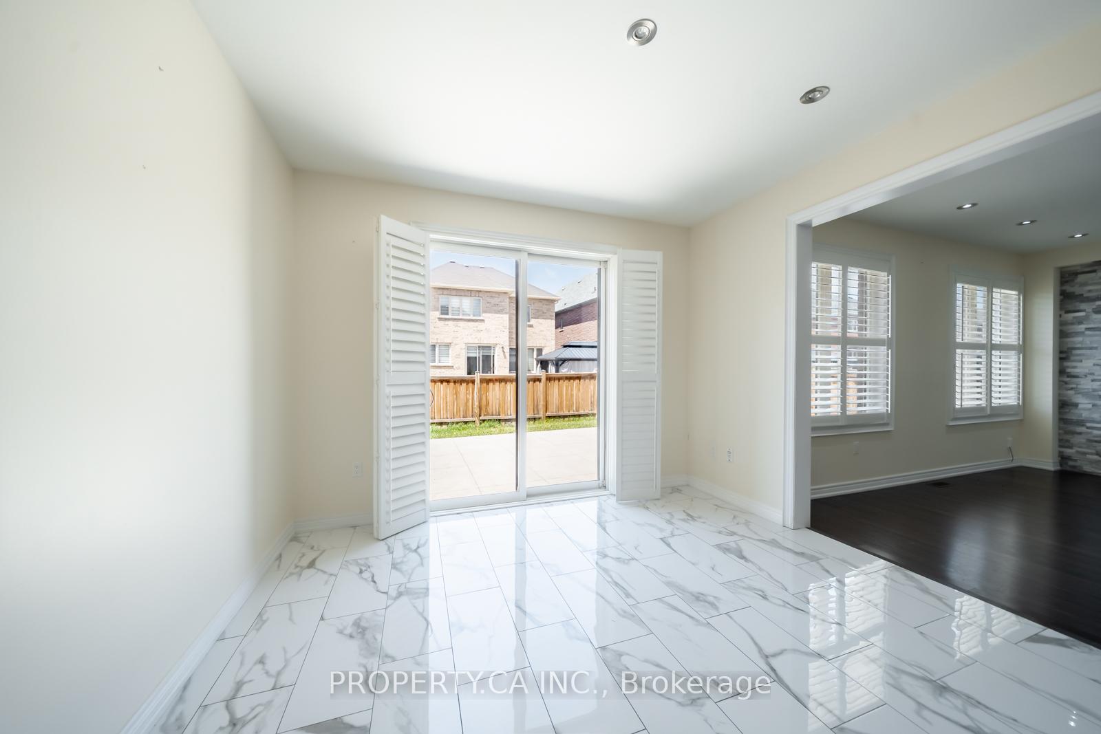 Photo 8 of 7 Forsyth Crescent, Brampton, Credit Valley — HOMEH