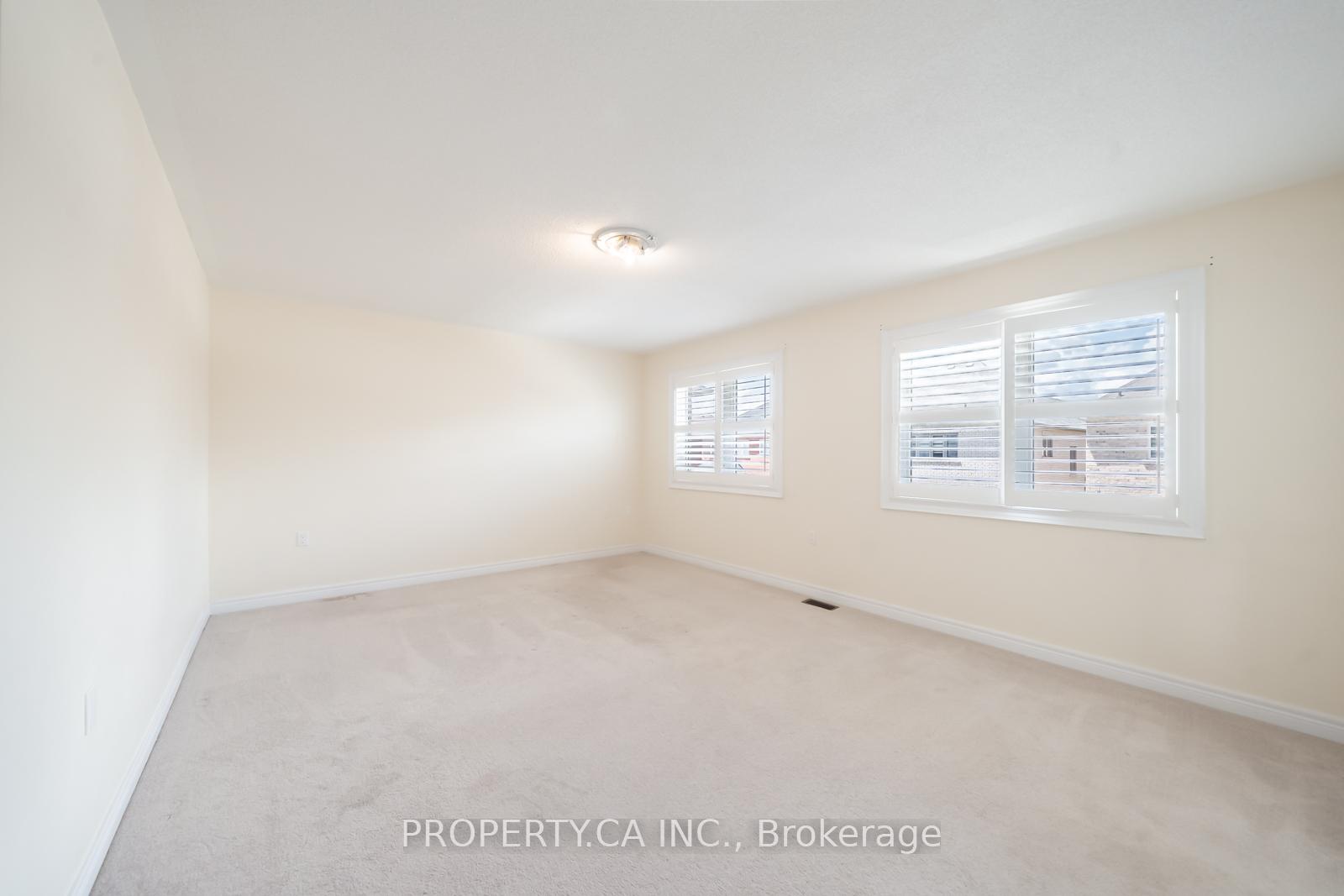 Photo 16 of 7 Forsyth Crescent, Brampton, Credit Valley — HOMEH