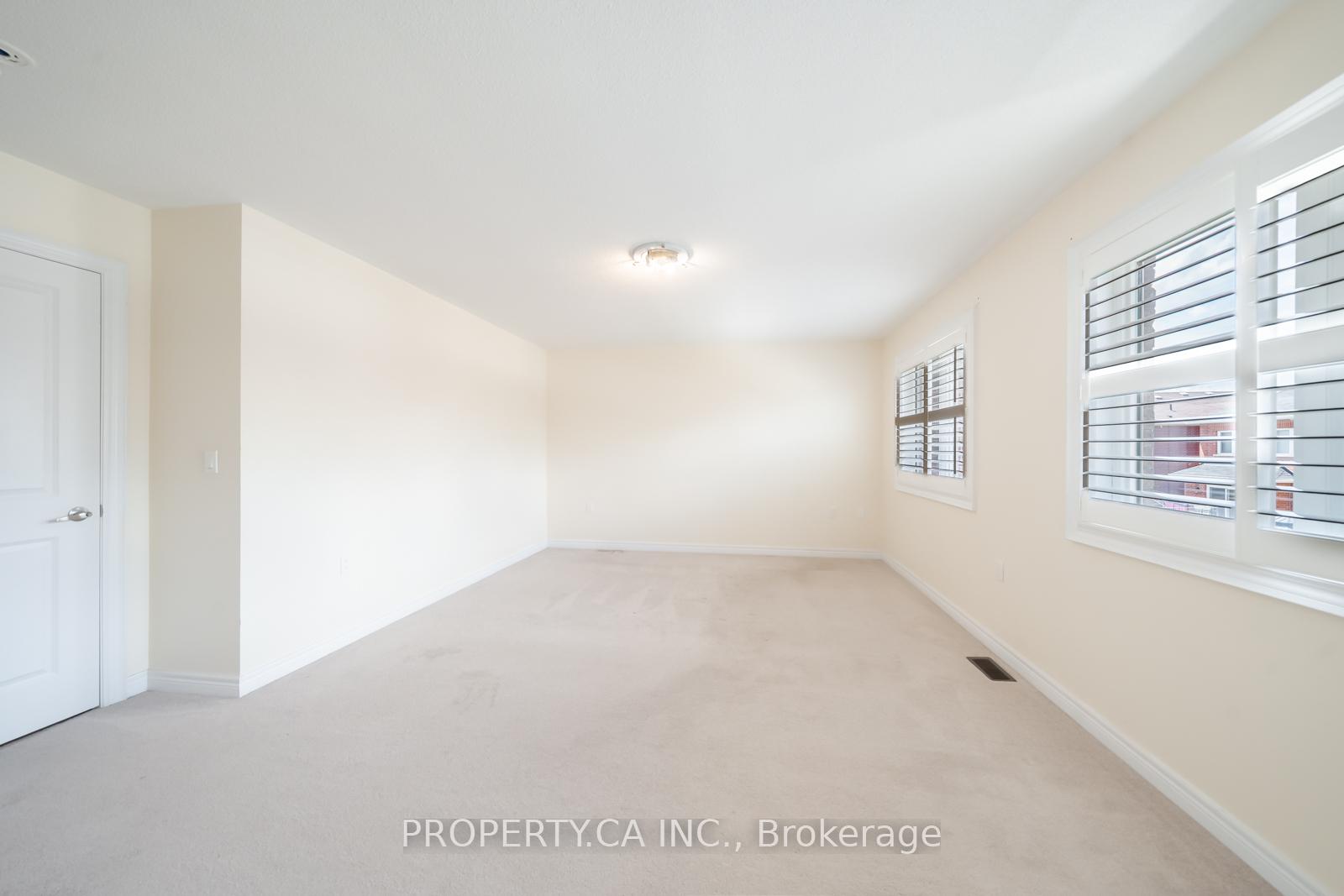 Photo 17 of 7 Forsyth Crescent, Brampton, Credit Valley — HOMEH