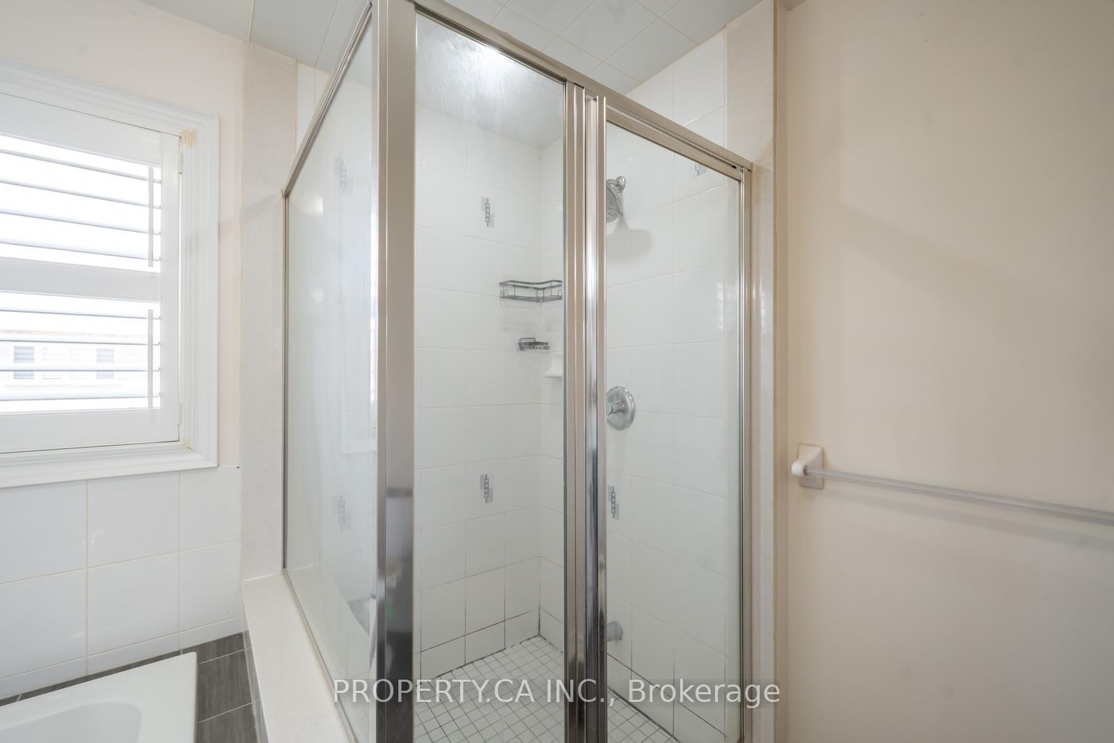 Photo 20 of 7 Forsyth Crescent, Brampton, Credit Valley — HOMEH
