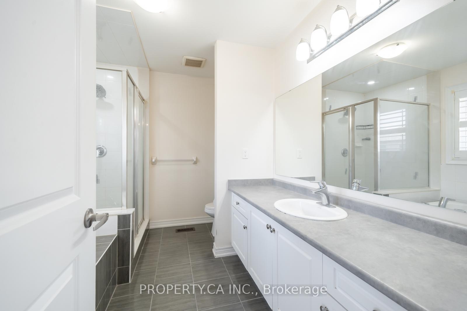Photo 24 of 7 Forsyth Crescent, Brampton, Credit Valley — HOMEH