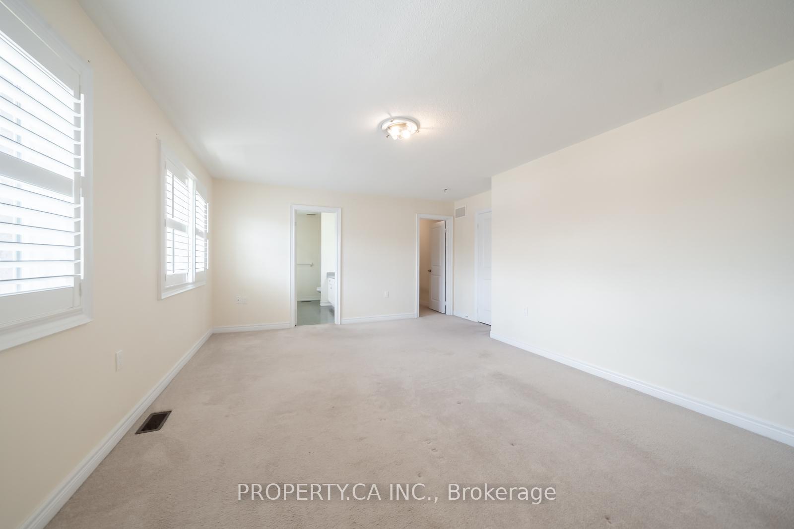 Photo 18 of 7 Forsyth Crescent, Brampton, Credit Valley — HOMEH
