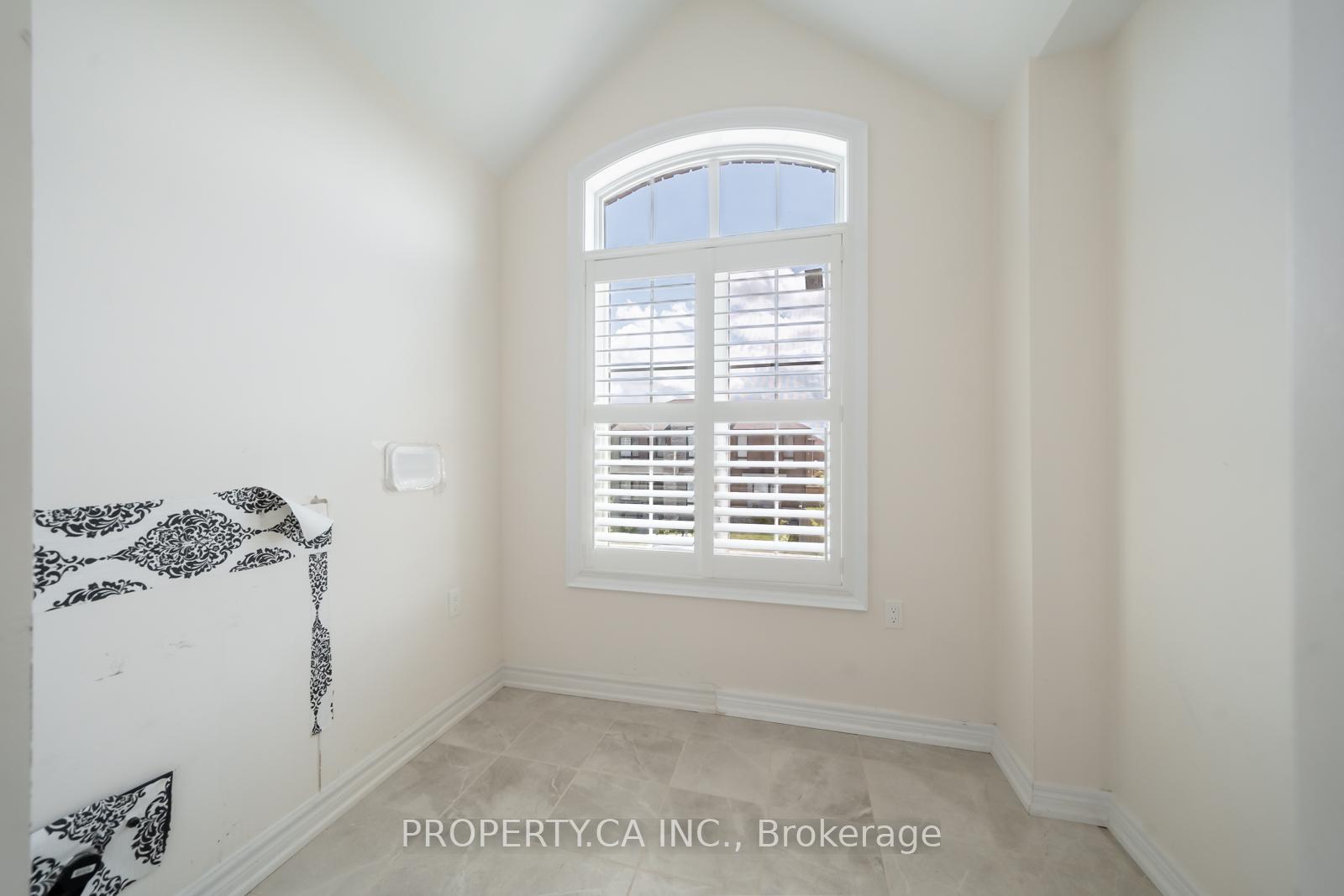 Photo 28 of 7 Forsyth Crescent, Brampton, Credit Valley — HOMEH
