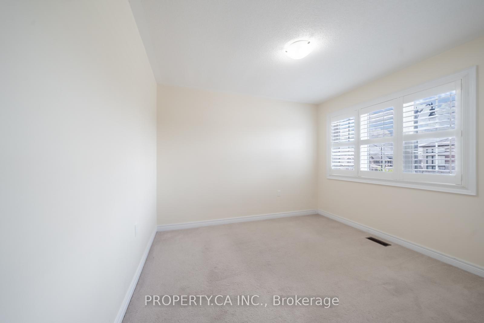 Photo 25 of 7 Forsyth Crescent, Brampton, Credit Valley — HOMEH