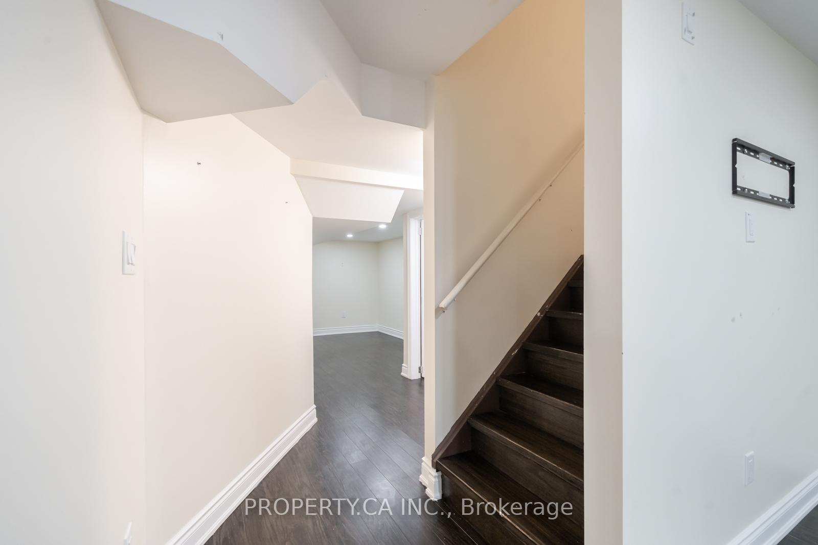 Photo 23 of 7 Forsyth Crescent, Brampton, Credit Valley — HOMEH