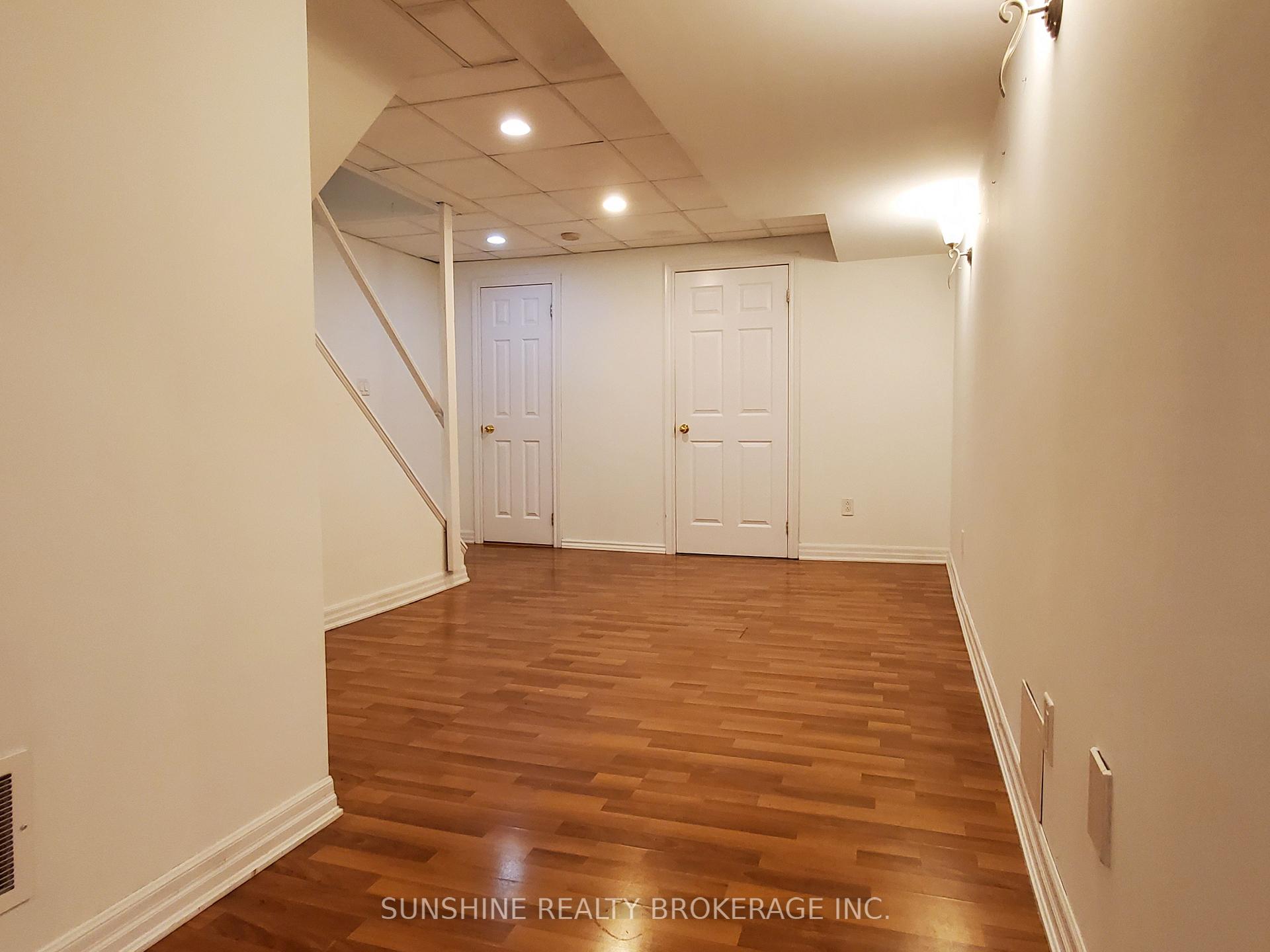 Photo 4 of 142 Laurelhurst Crescent, Vaughan, Vellore Village — HOMEH