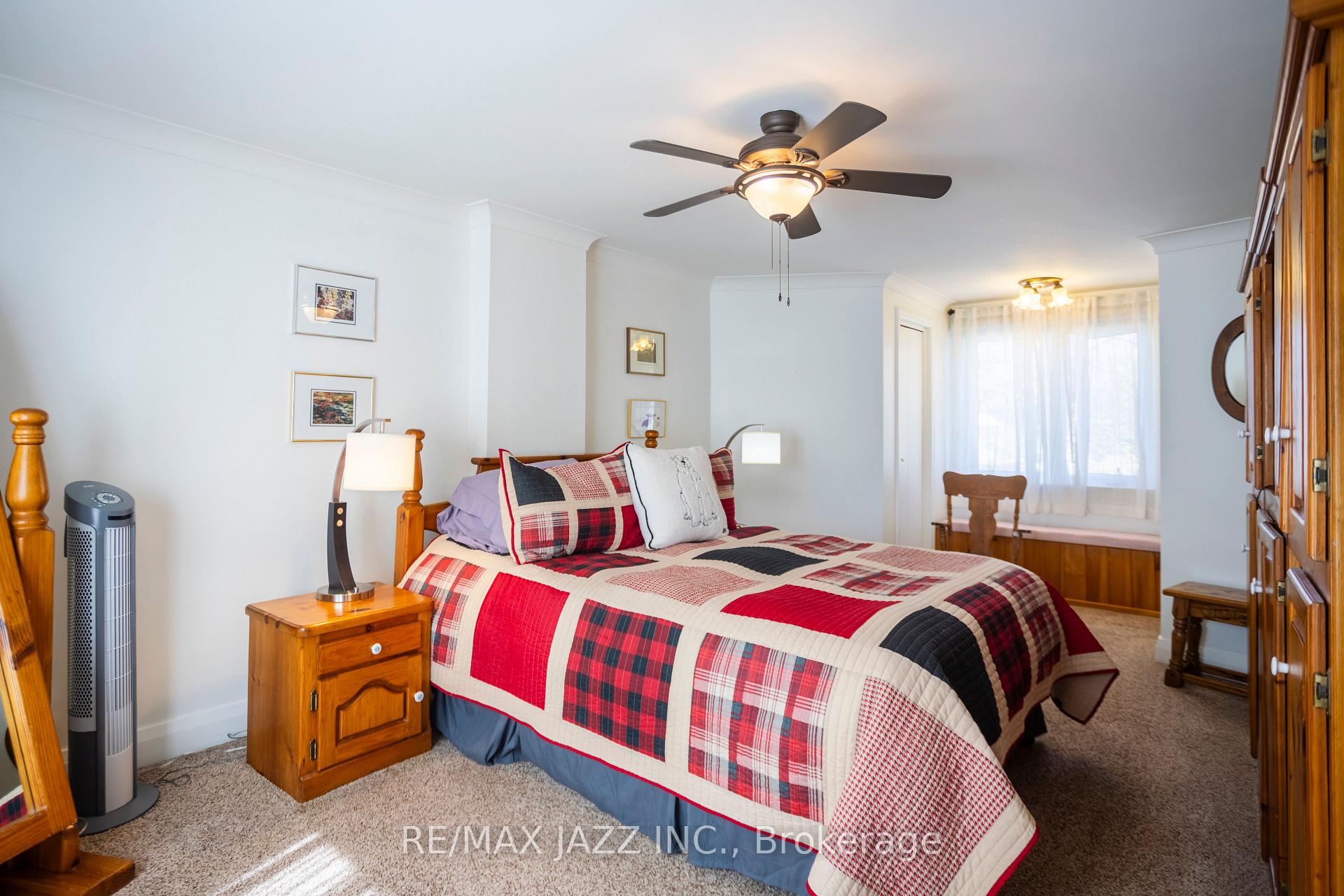 Photo 2 of 824 Masson Street, Oshawa, Centennial — HOMEH