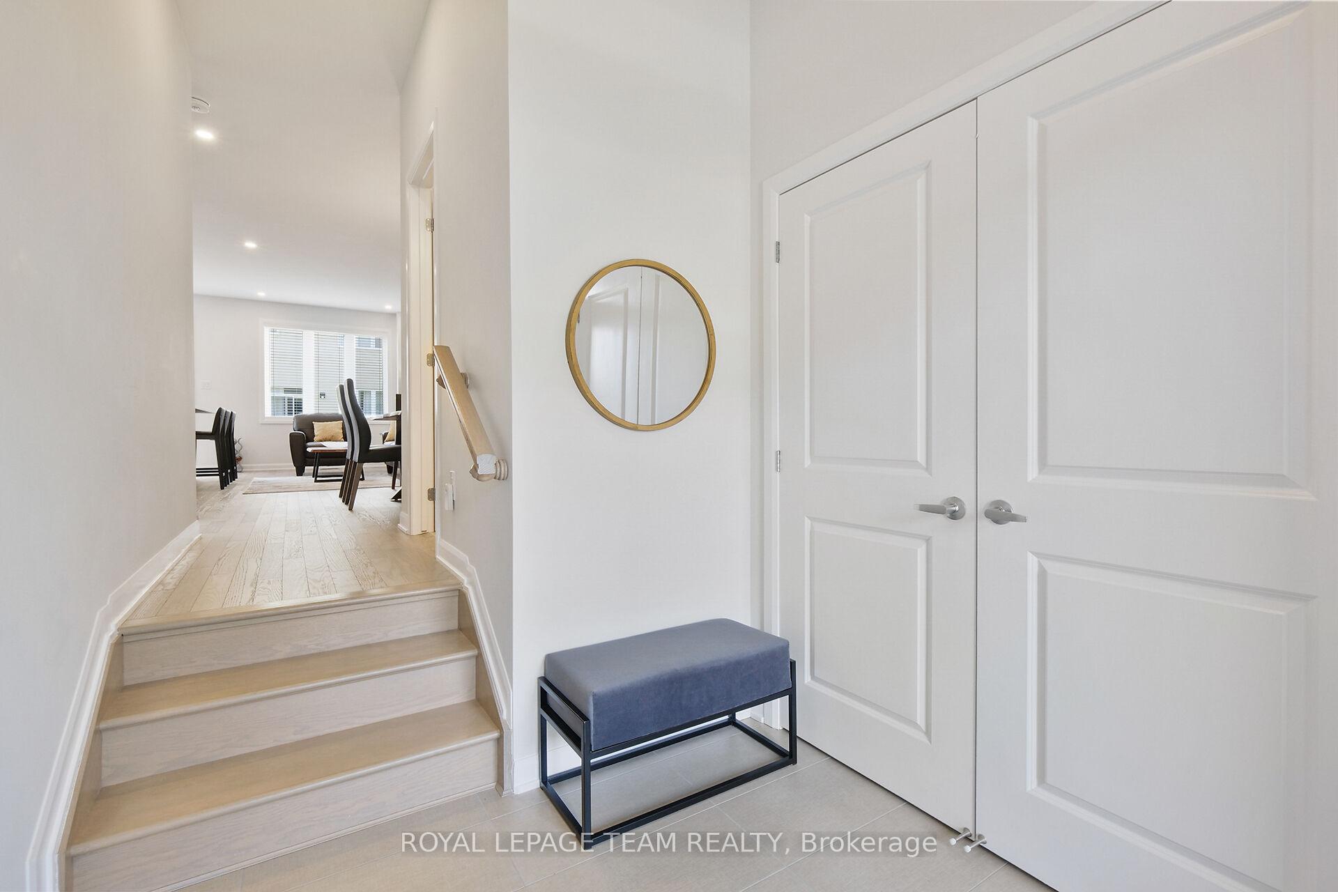 Photo 4 of 703 Doneraile Walk, Ottawa, Barrhaven - Half Moon Bay — HOMEH
