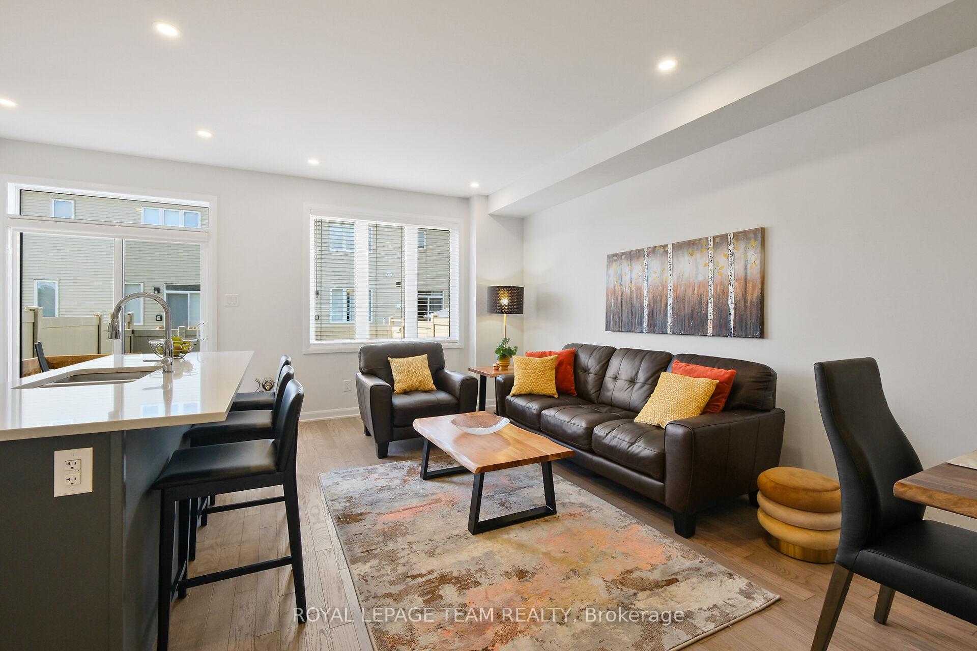 Photo 9 of 703 Doneraile Walk, Ottawa, Barrhaven - Half Moon Bay — HOMEH
