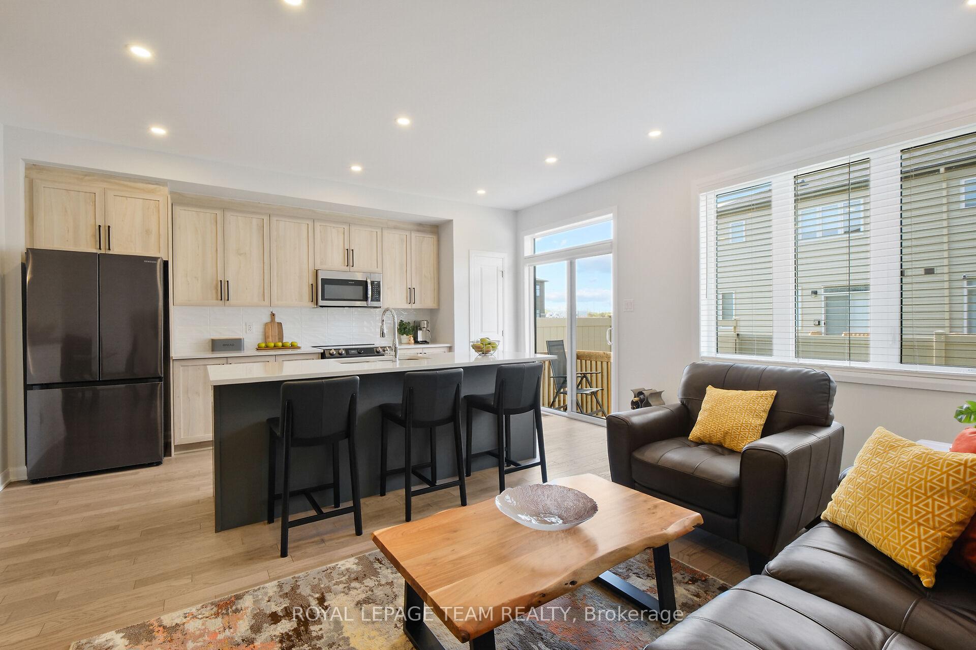 Photo 13 of 703 Doneraile Walk, Ottawa, Barrhaven - Half Moon Bay — HOMEH
