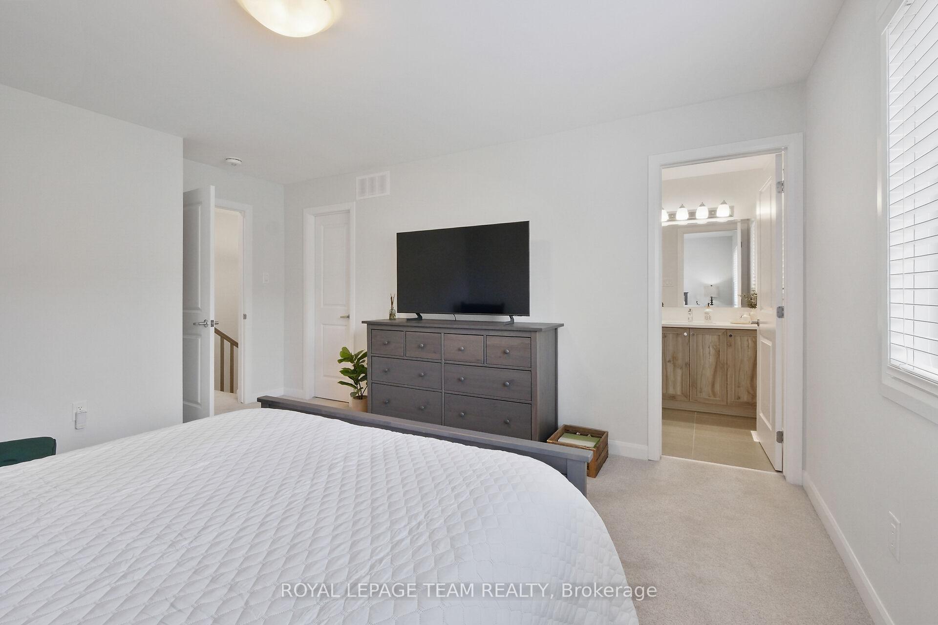 Photo 27 of 703 Doneraile Walk, Ottawa, Barrhaven - Half Moon Bay — HOMEH