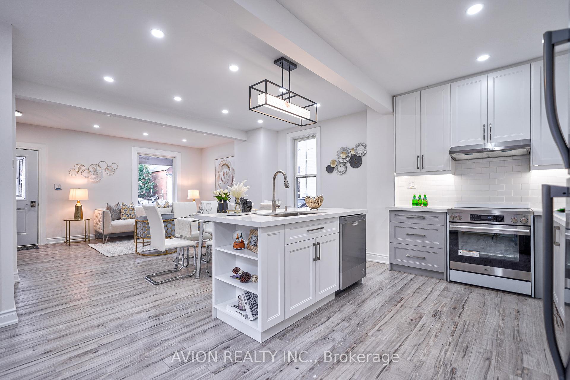 Photo 17 of 121 Stacey Avenue, Oshawa, Central — HOMEH