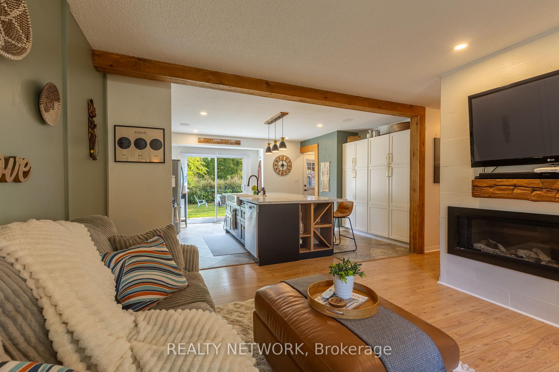 Photo 6 of 6 Cole Farm Boulevard, St. Catharines, Port Dalhousie — HOMEH