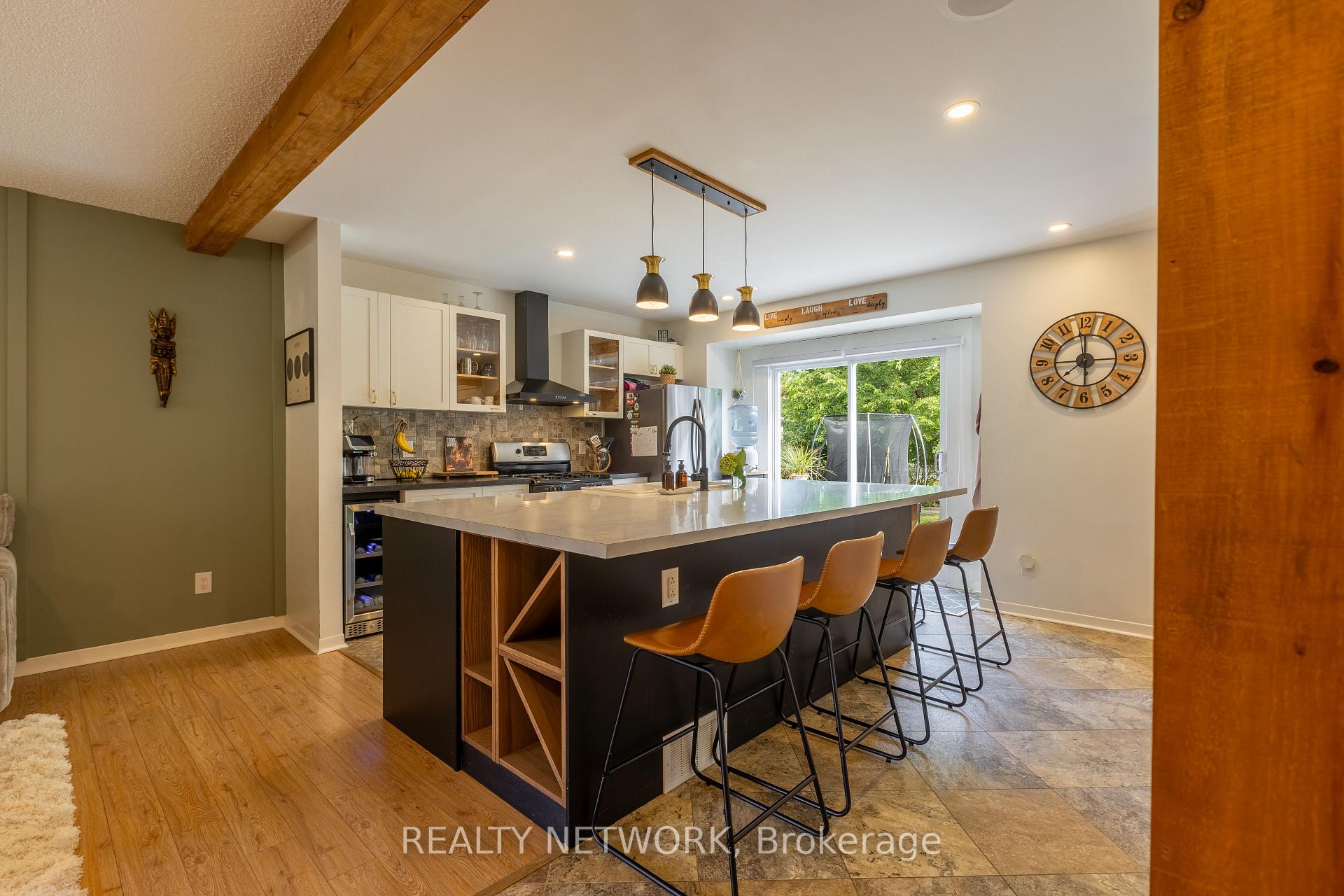 Photo 11 of 6 Cole Farm Boulevard, St. Catharines, Port Dalhousie — HOMEH